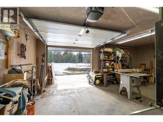 1433 Sugar Lake Road. Cherryville, British Columbia