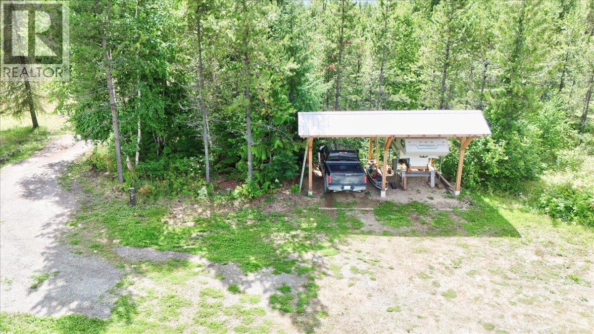 1433 Sugar Lake Road. Cherryville, British Columbia