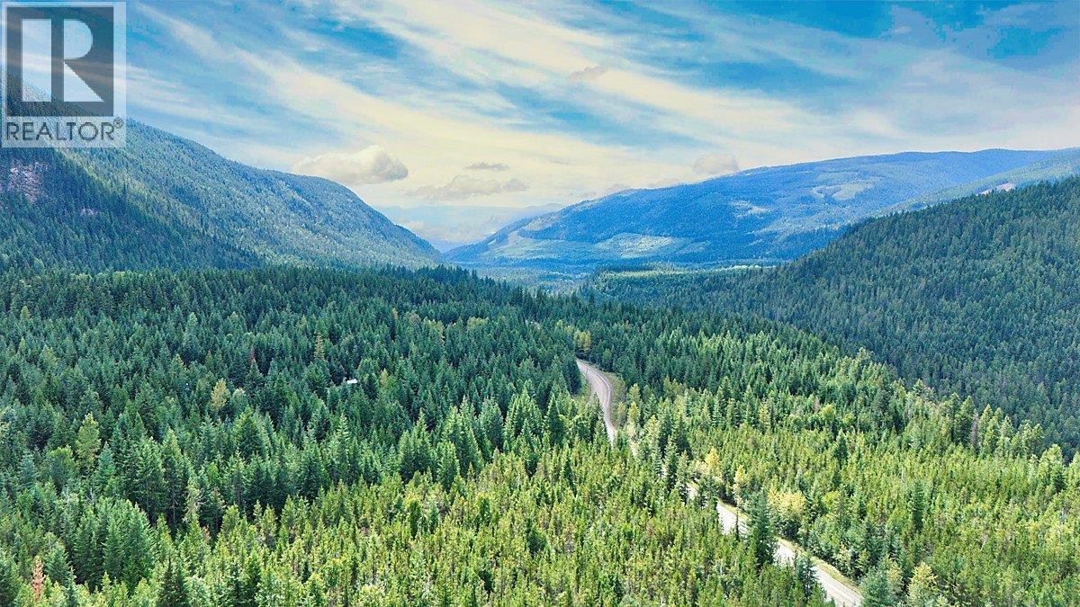 1433 Sugar Lake Road. Cherryville, British Columbia