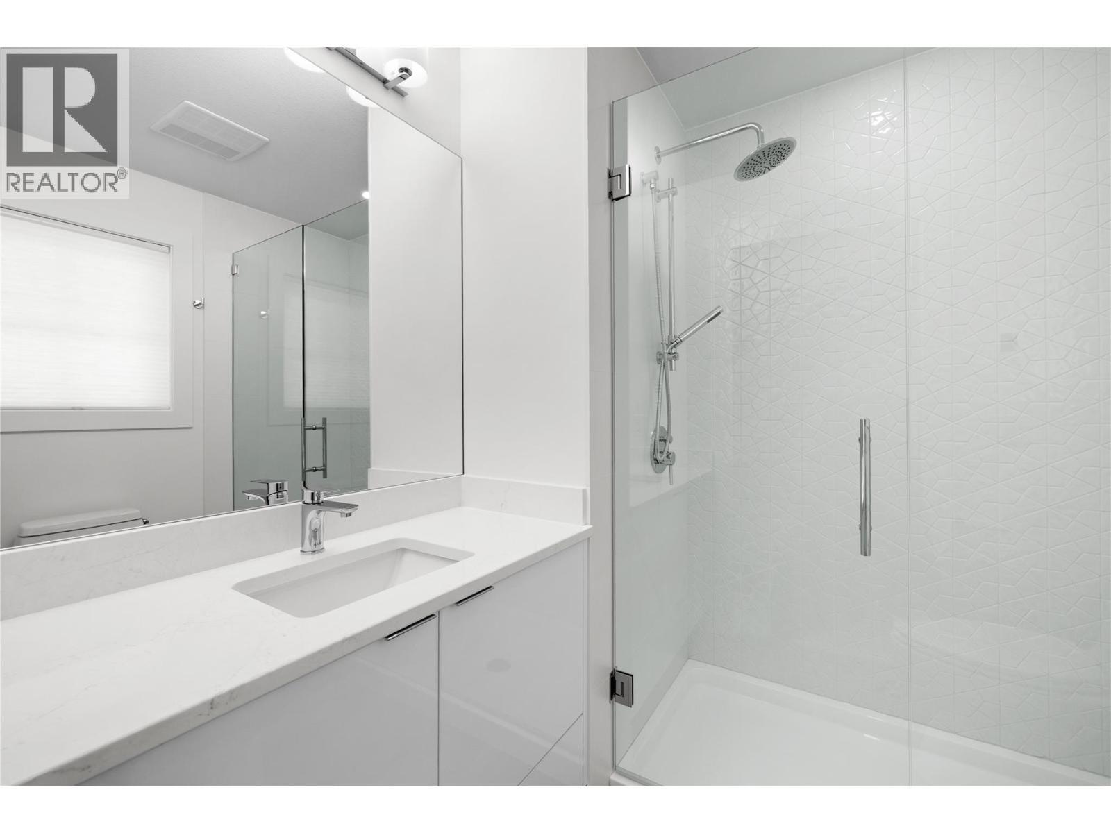 1455 Cara Glen Court Unit# 130. Kelowna, British Columbia