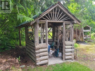 1756 Blind Bay Road. Blind Bay, British Columbia