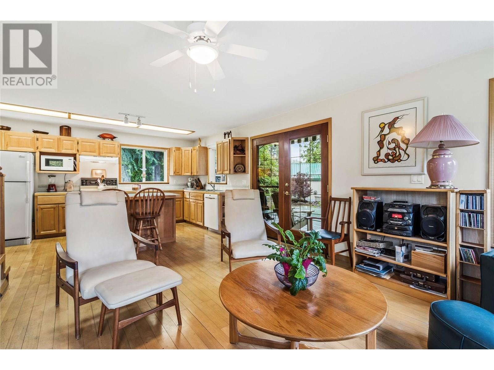 1756 Blind Bay Road. Blind Bay, British Columbia