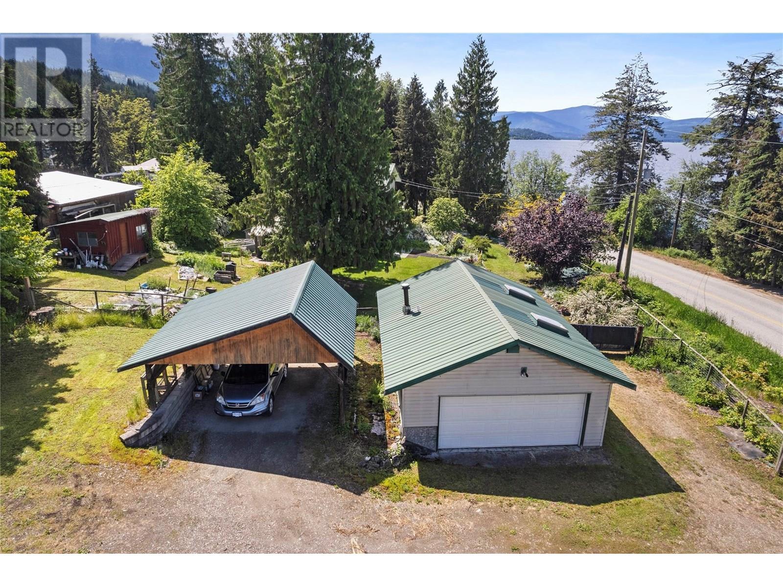 1756 Blind Bay Road. Blind Bay, British Columbia