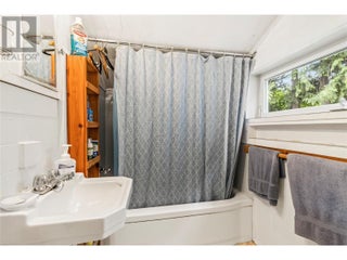 1756 Blind Bay Road. Blind Bay, British Columbia