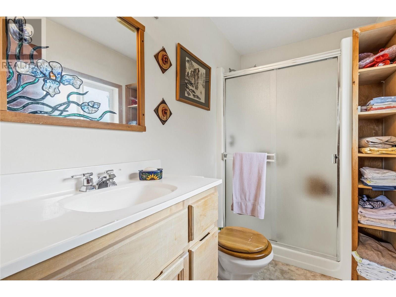 1756 Blind Bay Road. Blind Bay, British Columbia