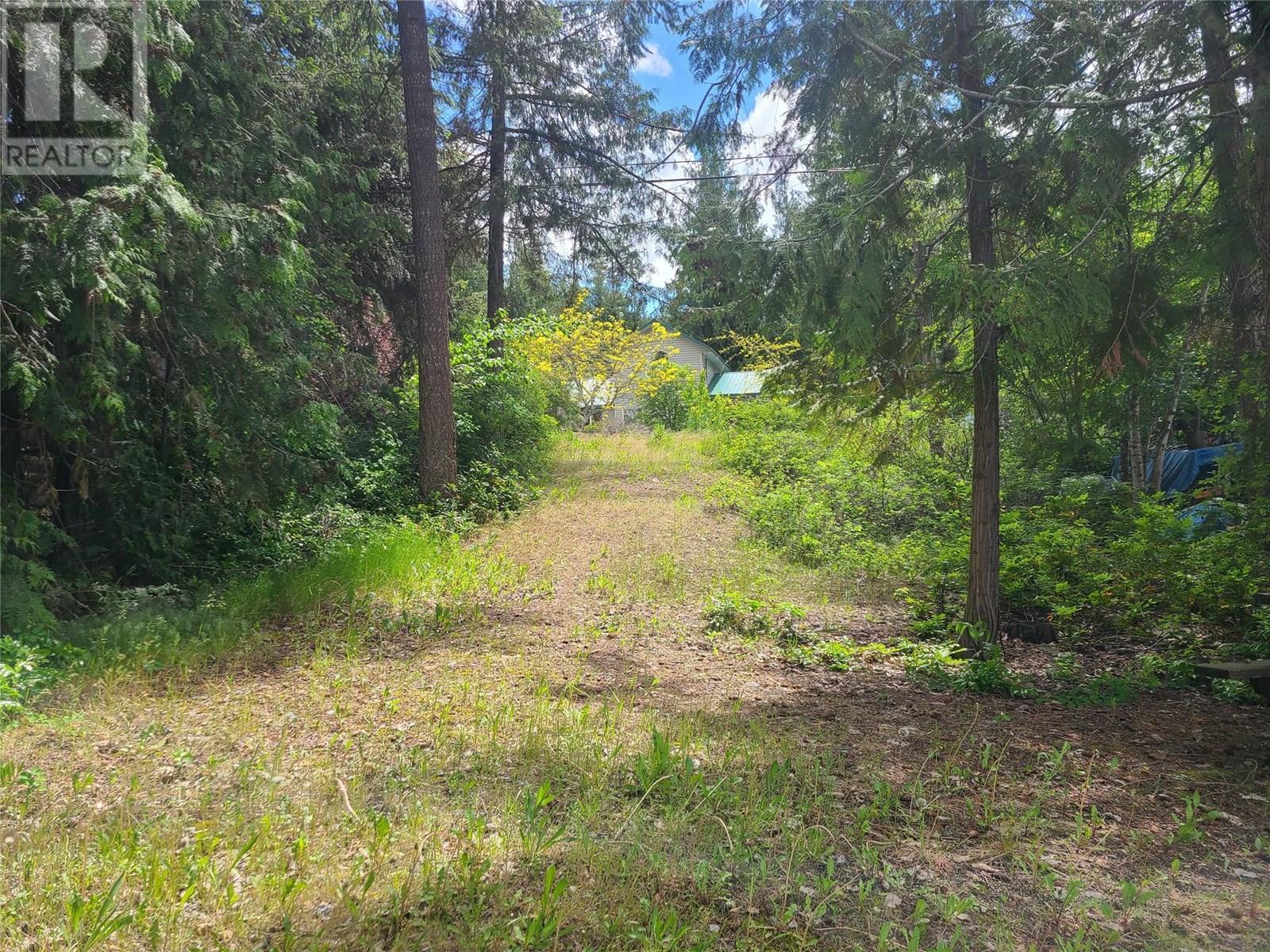 1756 Blind Bay Road. Blind Bay, British Columbia