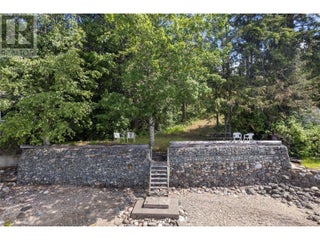 1756 Blind Bay Road. Blind Bay, British Columbia