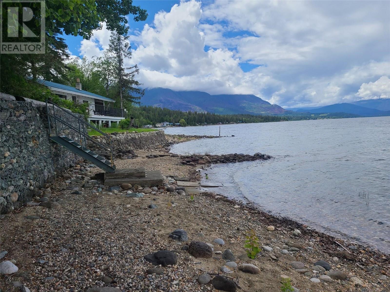 1756 Blind Bay Road. Blind Bay, British Columbia