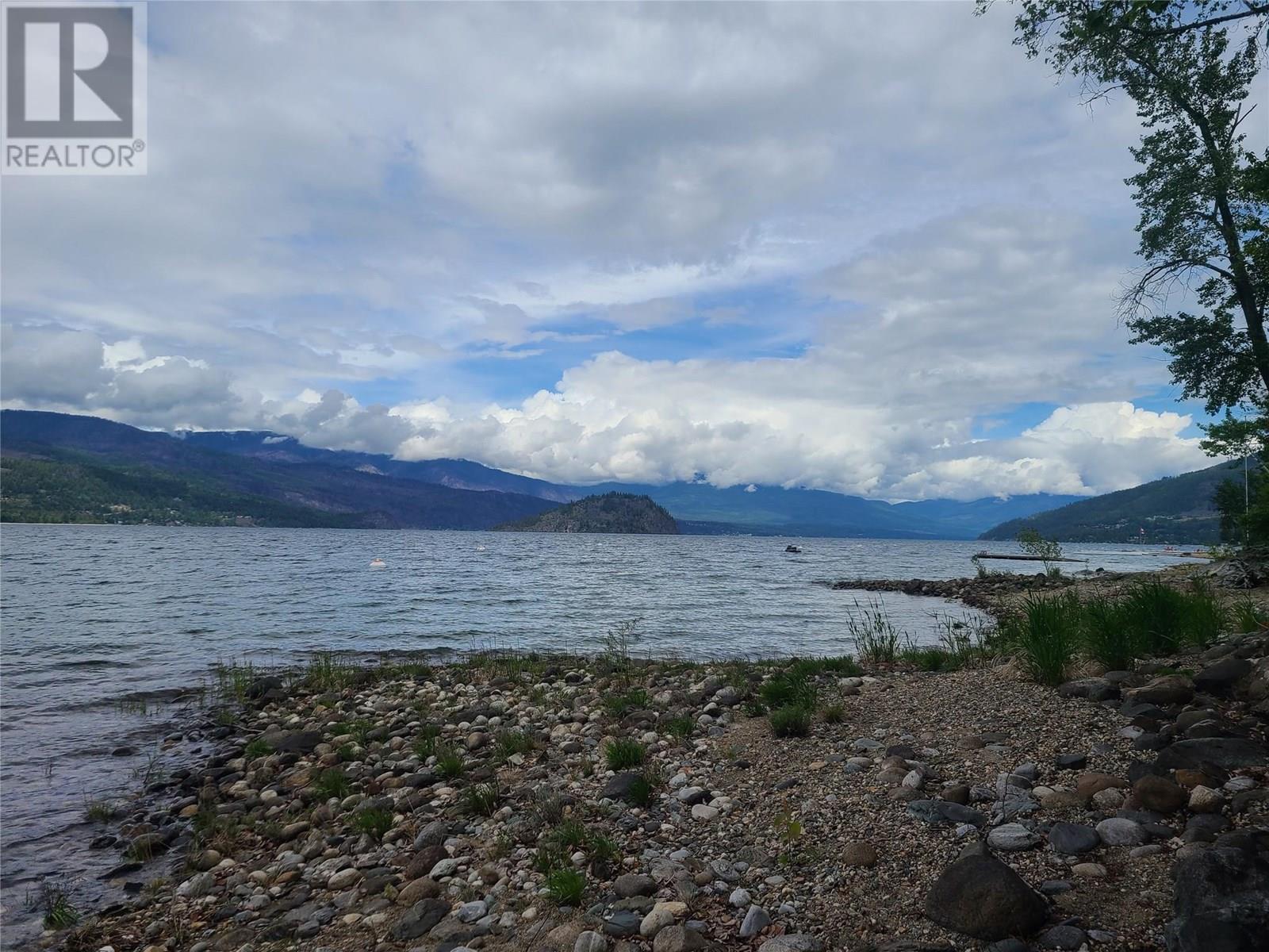 1756 Blind Bay Road. Blind Bay, British Columbia