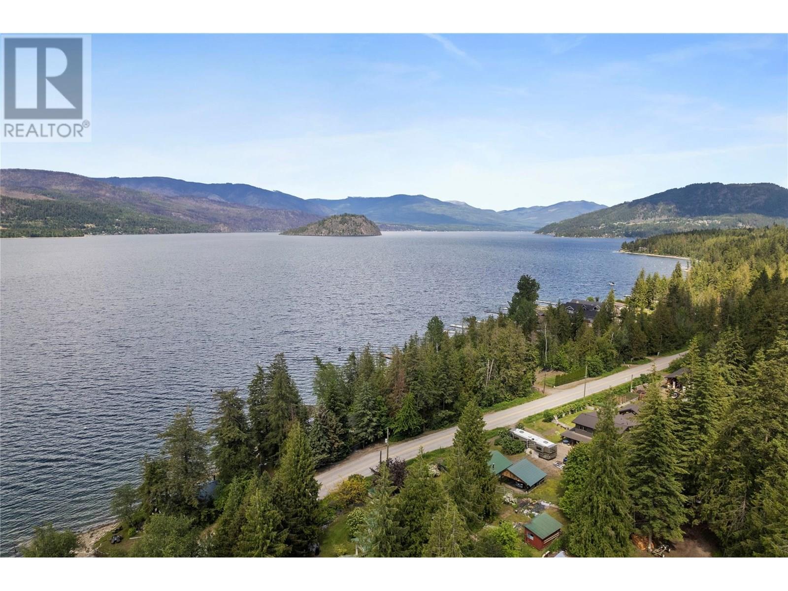 1756 Blind Bay Road. Blind Bay, British Columbia