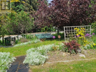 1756 Blind Bay Road. Blind Bay, British Columbia