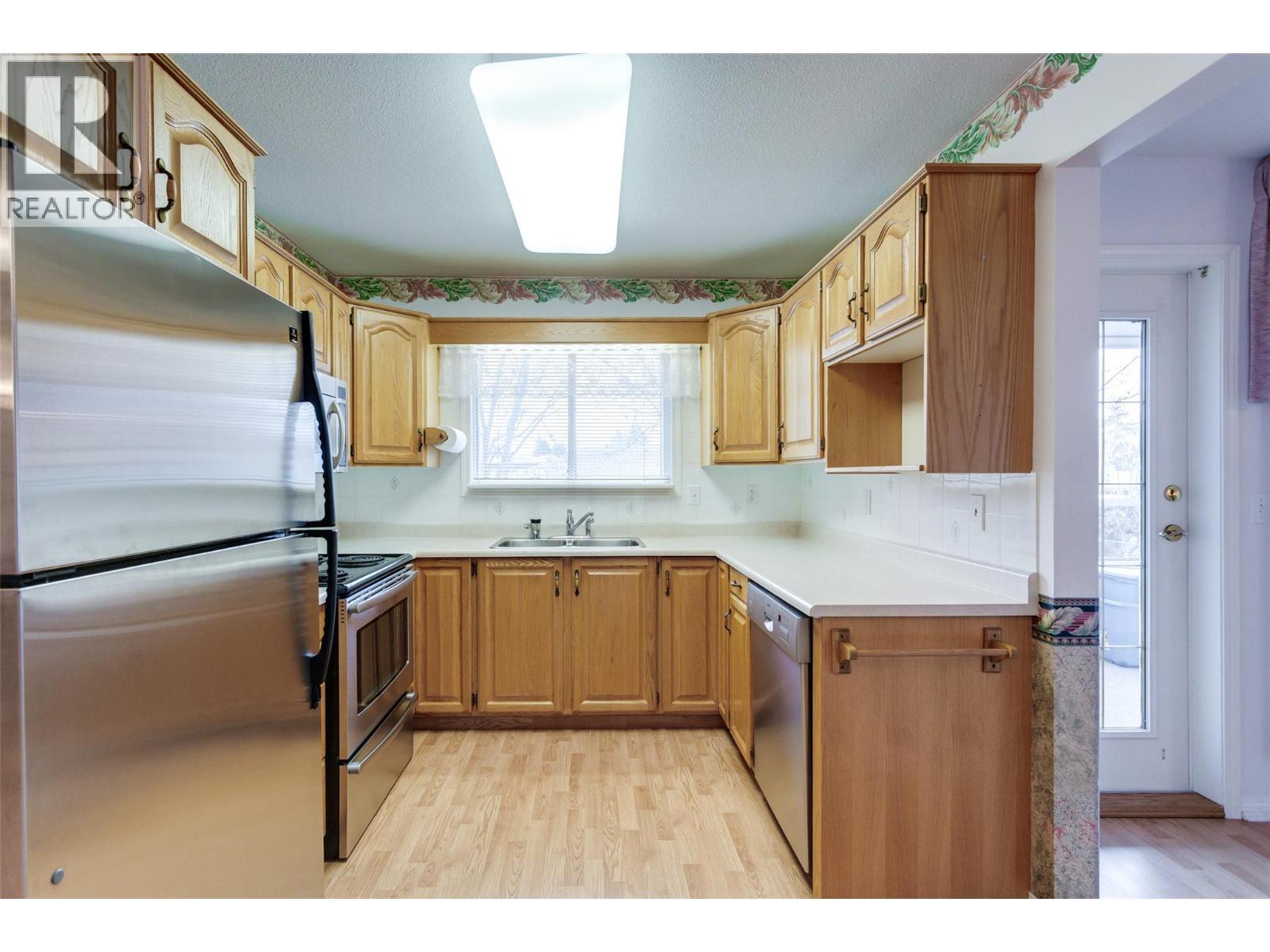 1055 Lawrence Avenue Unit# 105 Lot# 5. Kelowna, British Columbia