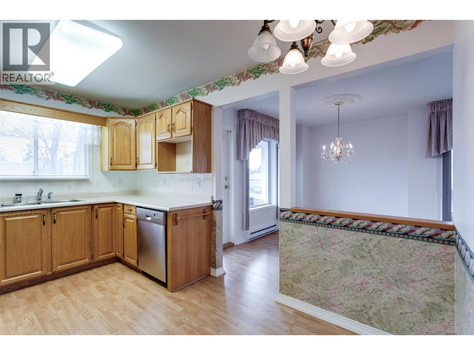 1055 Lawrence Avenue Unit# 105 Lot# 5. Kelowna, British Columbia