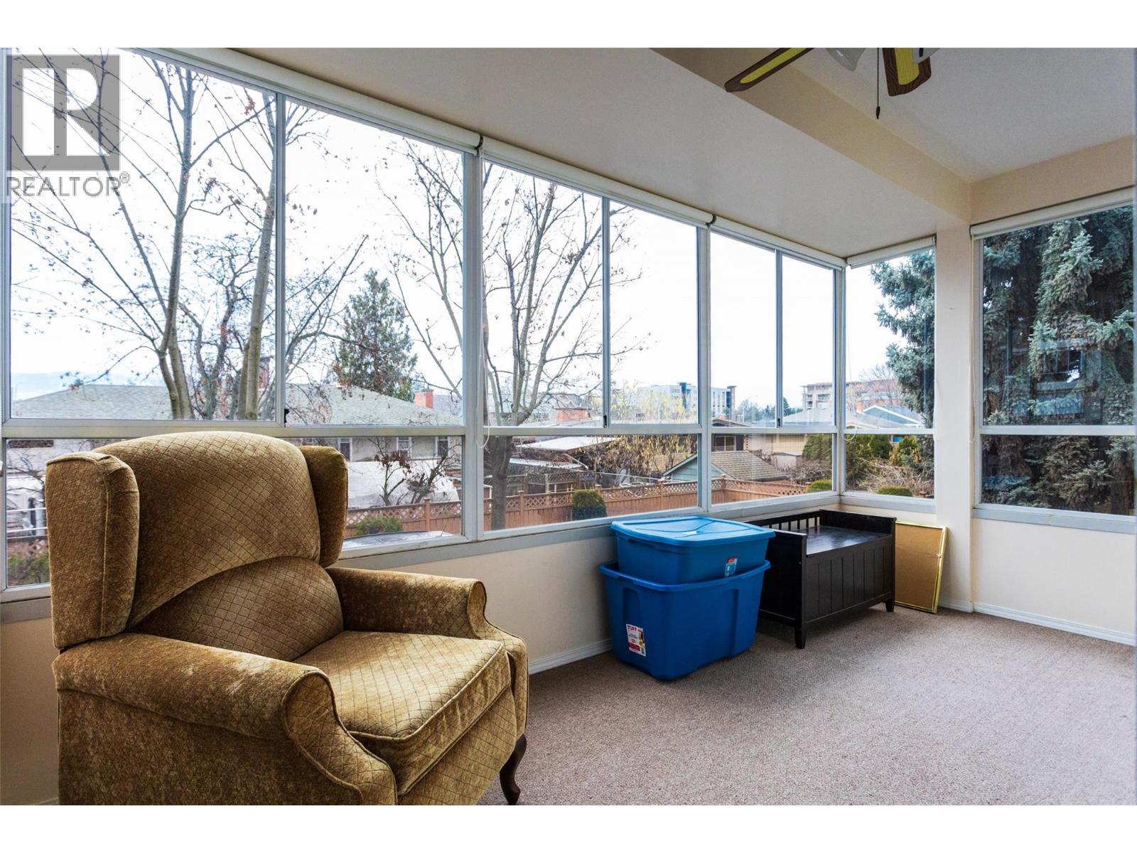 1055 Lawrence Avenue Unit# 105 Lot# 5. Kelowna, British Columbia