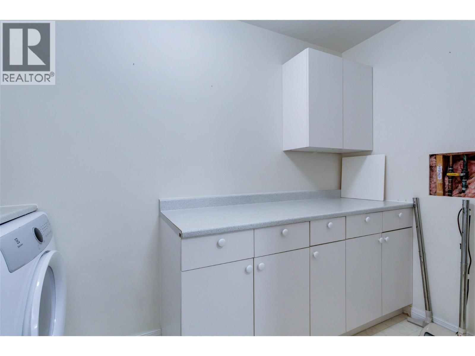 1055 Lawrence Avenue Unit# 105 Lot# 5. Kelowna, British Columbia