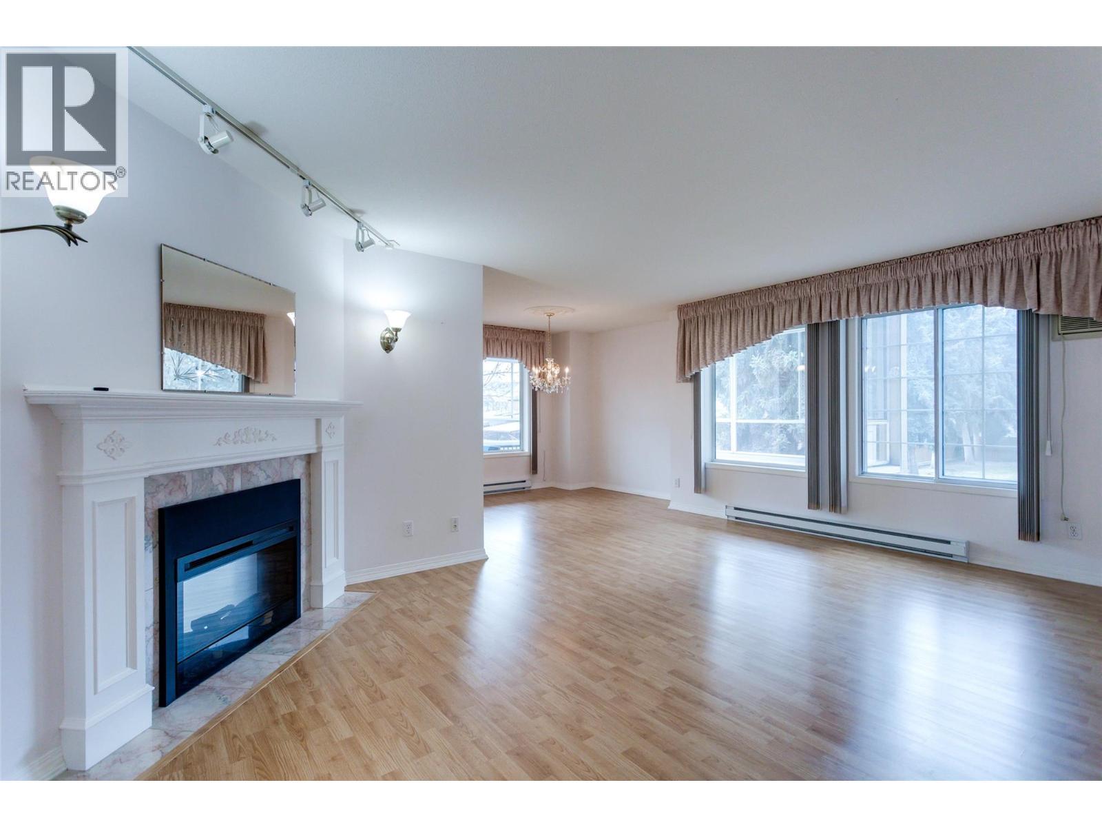1055 Lawrence Avenue Unit# 105 Lot# 5. Kelowna, British Columbia