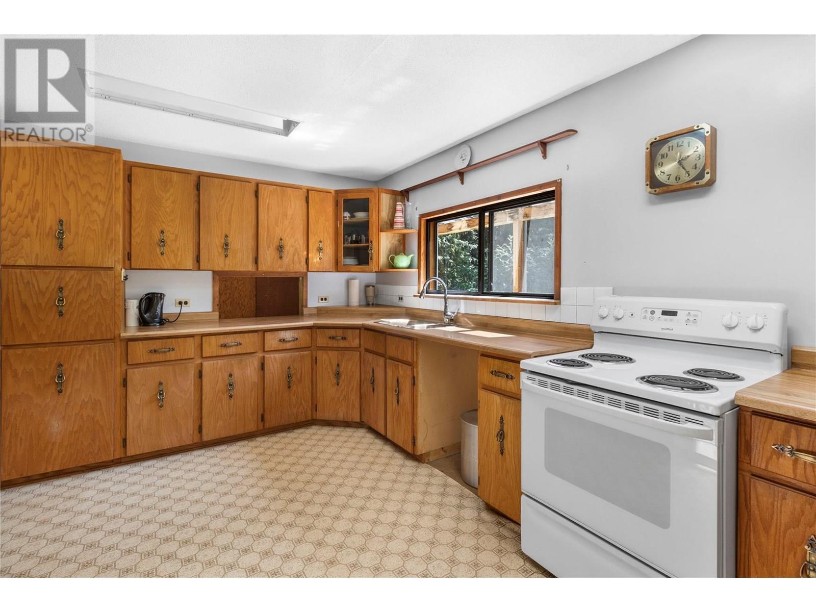 3840 Cameron Road. Eagle Bay, British Columbia