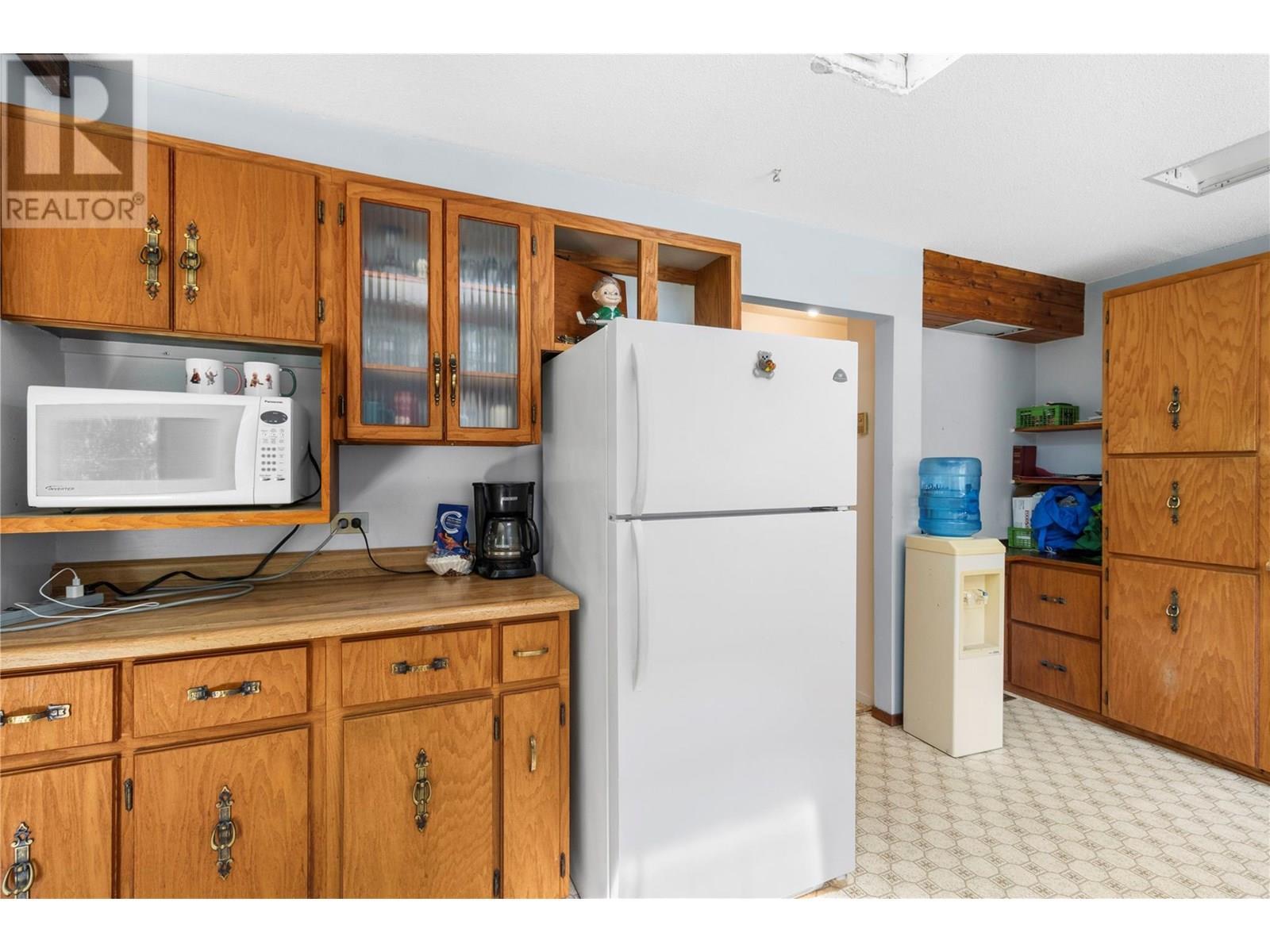 3840 Cameron Road. Eagle Bay, British Columbia