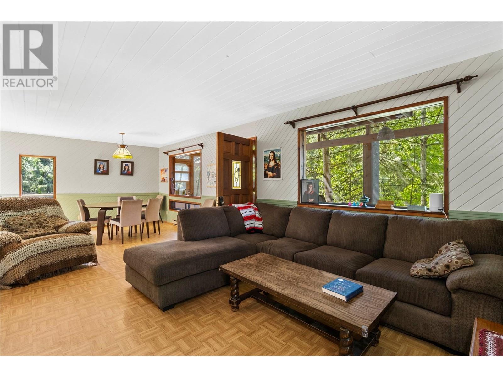 3840 Cameron Road. Eagle Bay, British Columbia