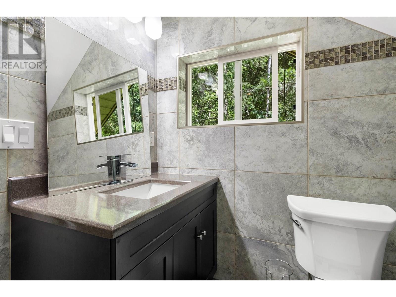 3840 Cameron Road. Eagle Bay, British Columbia