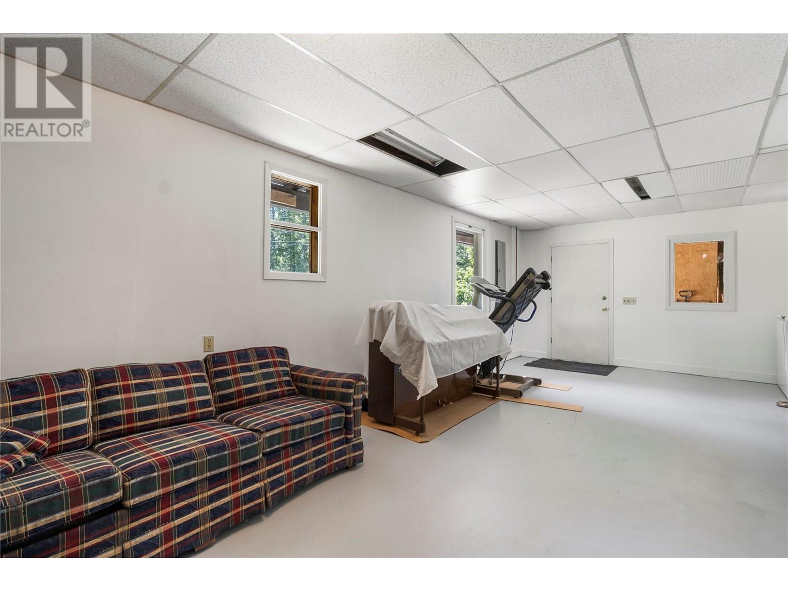 3840 Cameron Road. Eagle Bay, British Columbia