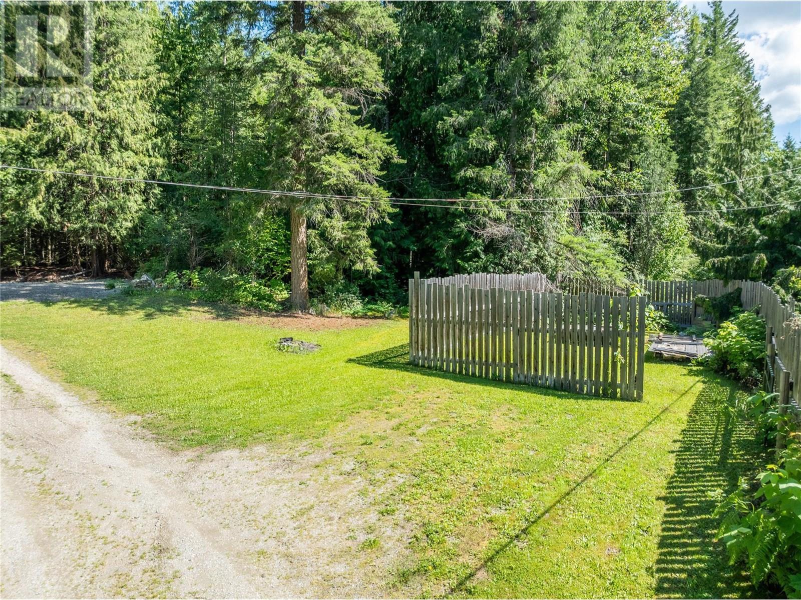 3840 Cameron Road. Eagle Bay, British Columbia