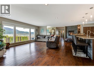 371 Valley Road Unit# 1-3. Kelowna, British Columbia