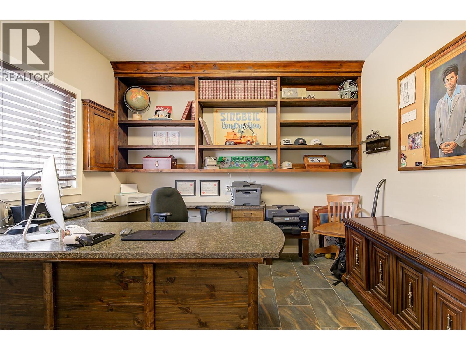 371 Valley Road Unit# 1-3. Kelowna, British Columbia