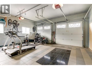 371 Valley Road Unit# 1-3. Kelowna, British Columbia