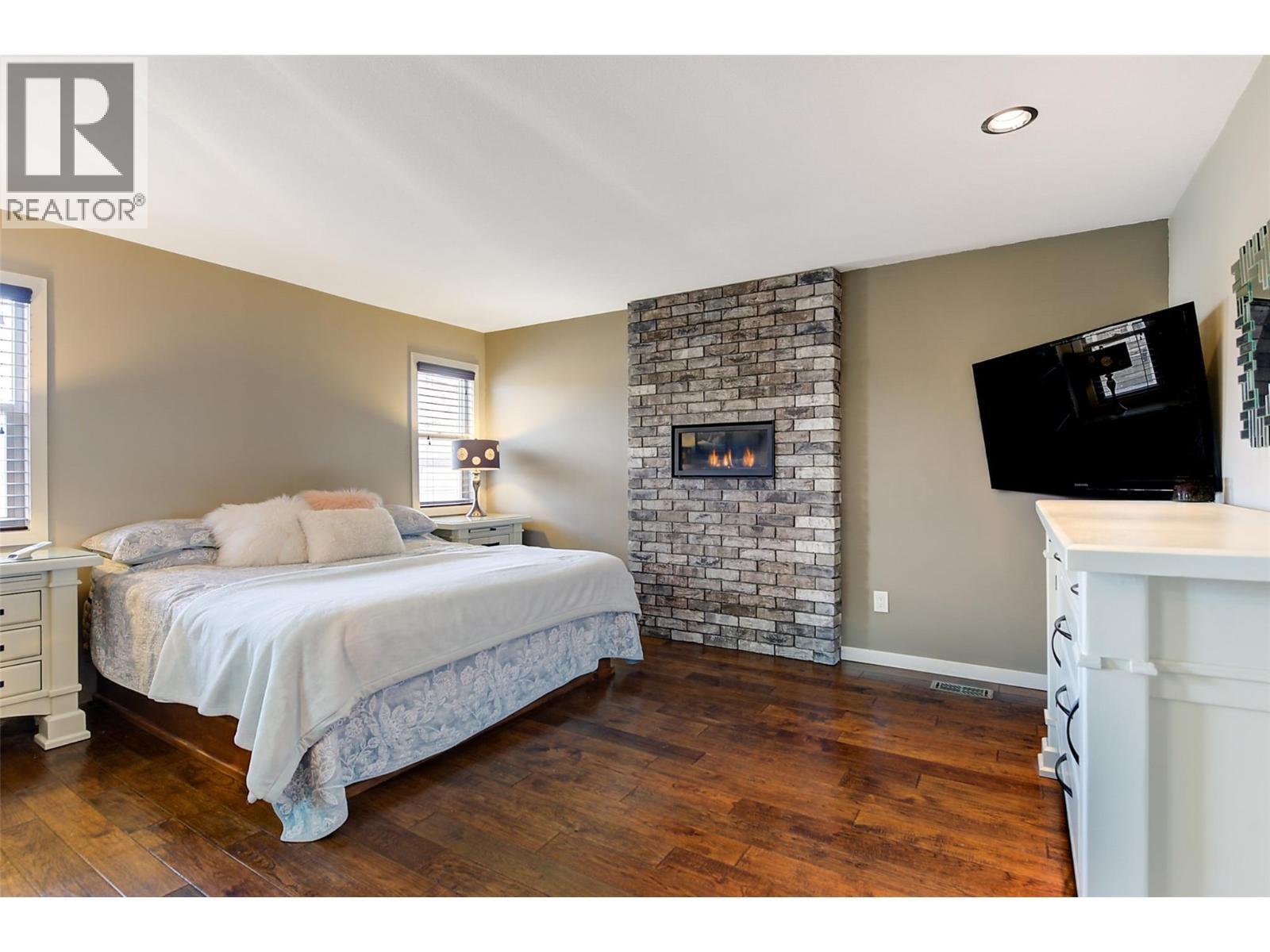 371 Valley Road Unit# 1-3. Kelowna, British Columbia