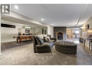 371 Valley Road Unit# 1-3. Kelowna, British Columbia