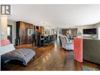 371 Valley Road Unit# 1-3. Kelowna, British Columbia