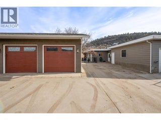 371 Valley Road Unit# 1-3. Kelowna, British Columbia