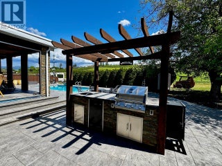 371 Valley Road Unit# 1-3. Kelowna, British Columbia