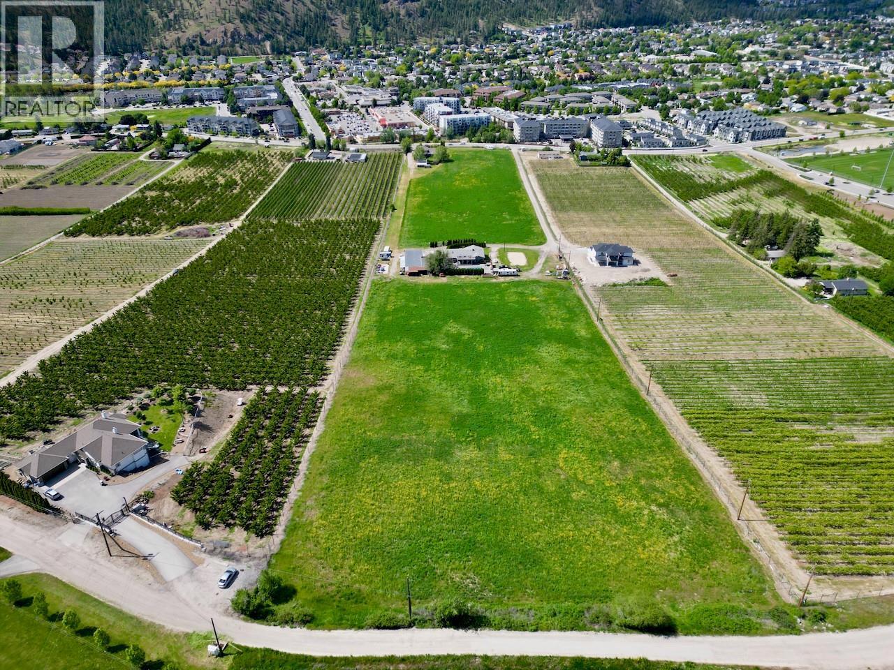 371 Valley Road Unit# 1-3. Kelowna, British Columbia