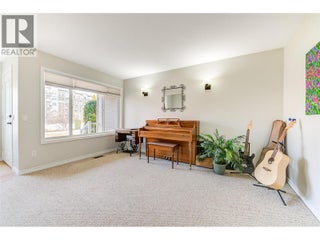 371 Valley Road Unit# 1-3. Kelowna, British Columbia