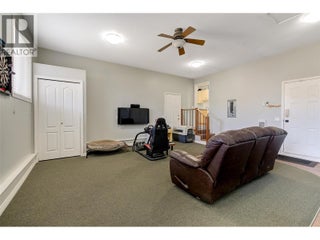 371 Valley Road Unit# 1-3. Kelowna, British Columbia