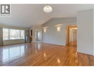 371 Valley Road Unit# 1-3. Kelowna, British Columbia