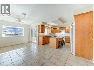 371 Valley Road Unit# 1-3. Kelowna, British Columbia