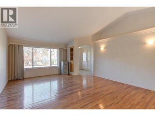 371 Valley Road Unit# 1-3. Kelowna, British Columbia