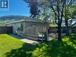 371 Valley Road Unit# 1-3. Kelowna, British Columbia