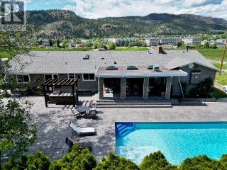 371 Valley Road Unit# 1-3. Kelowna, British Columbia