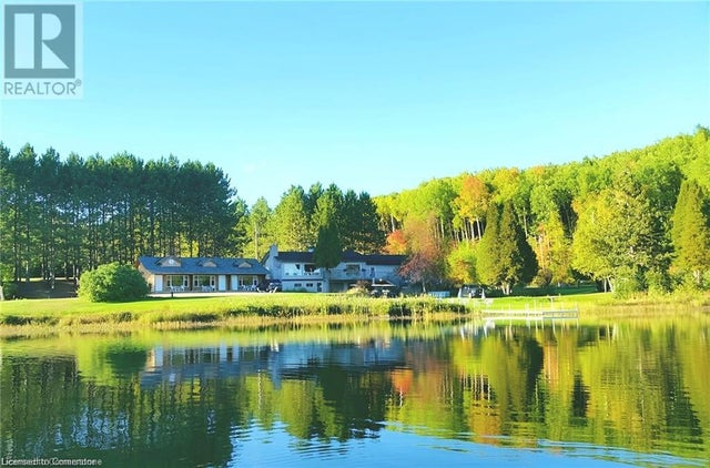 2937 Old Barry's Bay Road, Madawaska