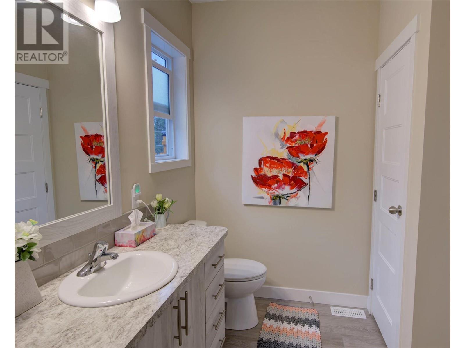 9468 Houghton Road. Vernon, British Columbia