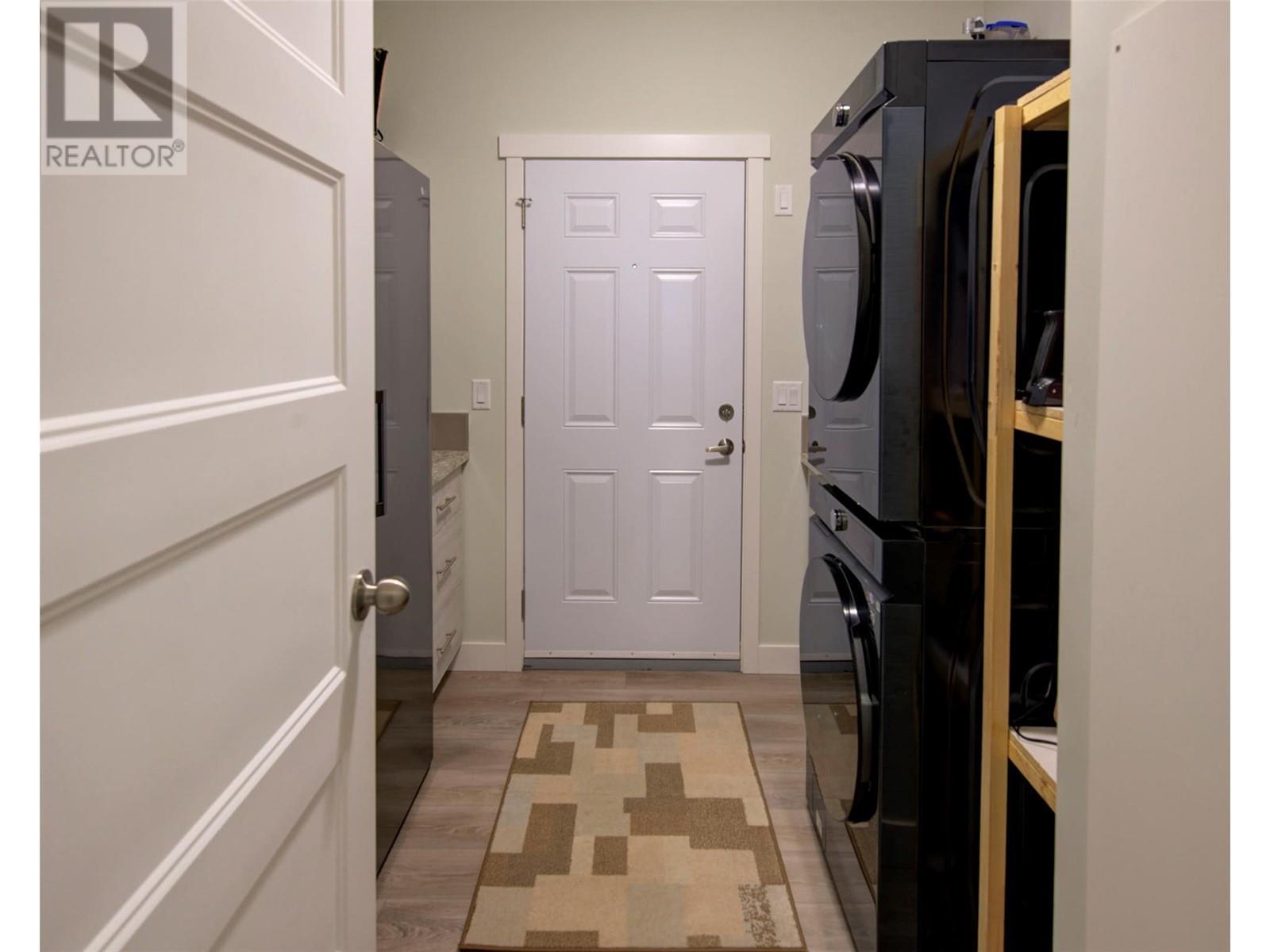 9468 Houghton Road. Vernon, British Columbia