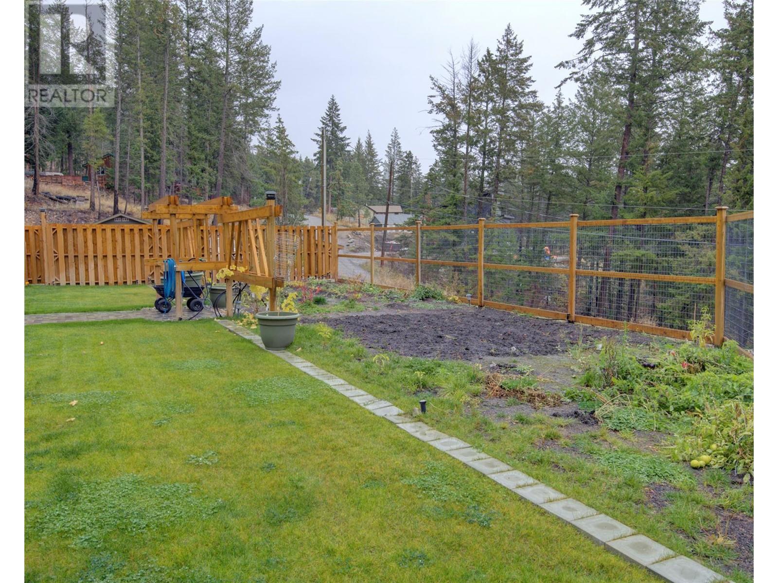 9468 Houghton Road. Vernon, British Columbia