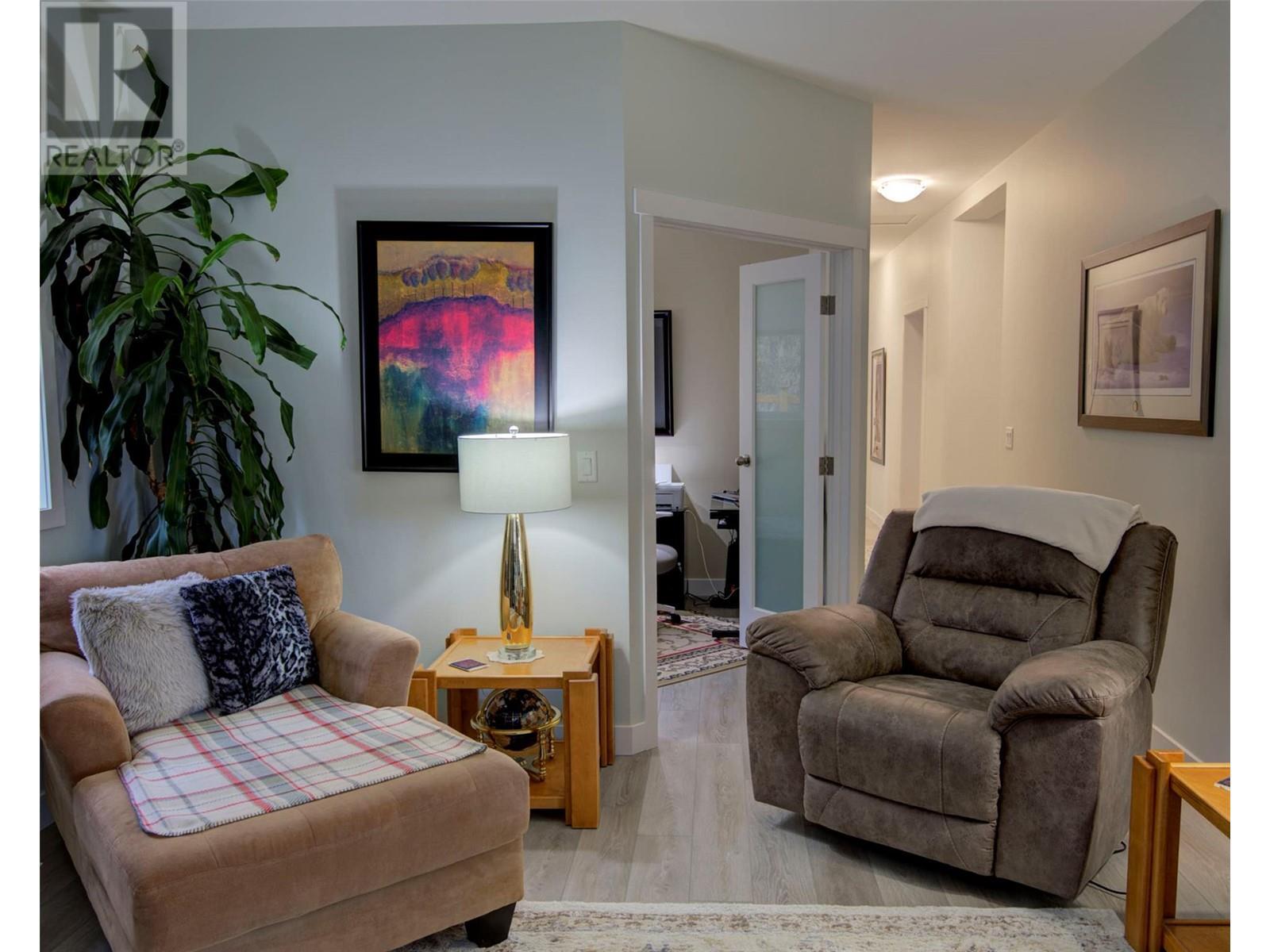 9468 Houghton Road. Vernon, British Columbia