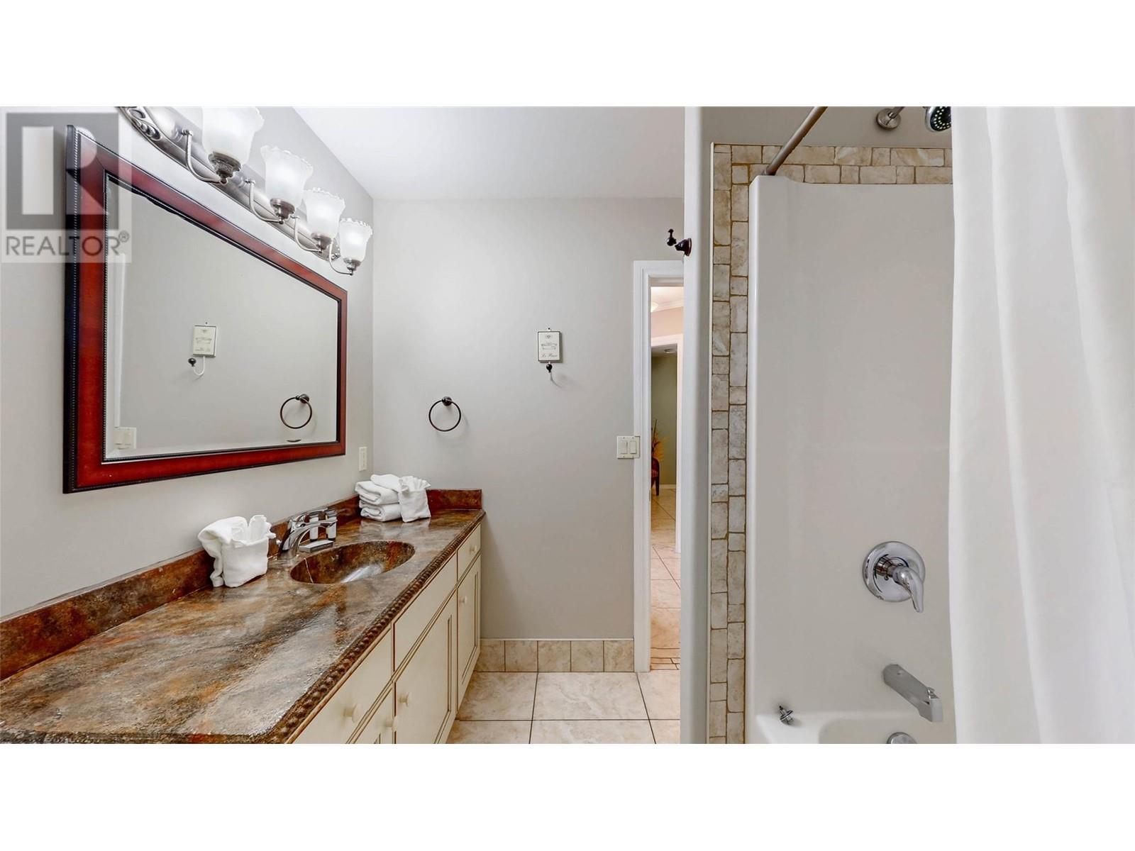 5815 Oleander (sl 46) Drive Unit# 500. Osoyoos, British Columbia