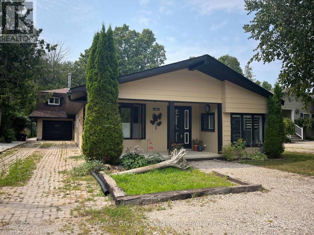 220 Turner Street, Saugeen Shores