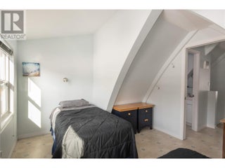 6820 Trans Canada Highway Nw Unit# 2. Salmon Arm, British Columbia